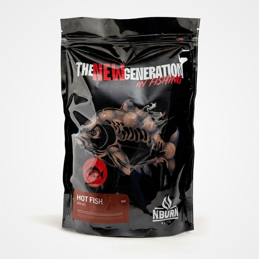 ротеинови топчета N-BURN BAITS Hot Fish 20mm 1kg – фронтална продуктова снимка на затворена опаковка с рибни шарански топчета, предназначени за българския пазар