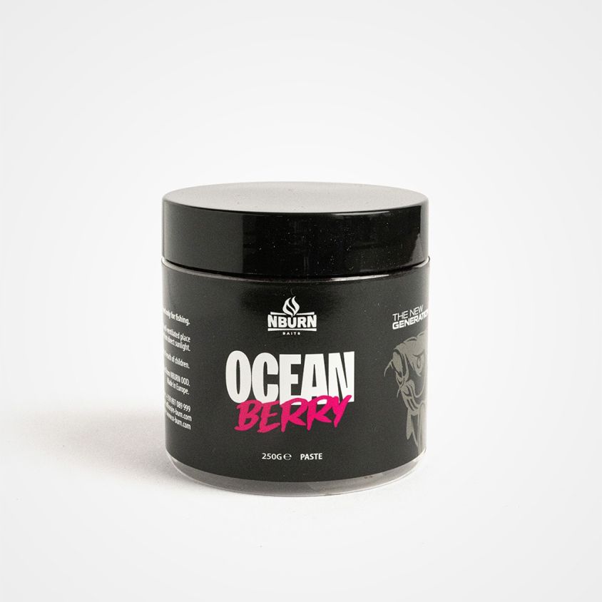 Разтворима паста N-BURN BAITS Ocean Berry – 250 g, буркан с тъмна разтворима паста за шарански риболов, аромат Ocean Berry.