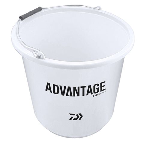 Кофа за захранка DAIWA ADVANTAGE BAIT BUCKETS 12L / 18L БЯЛА